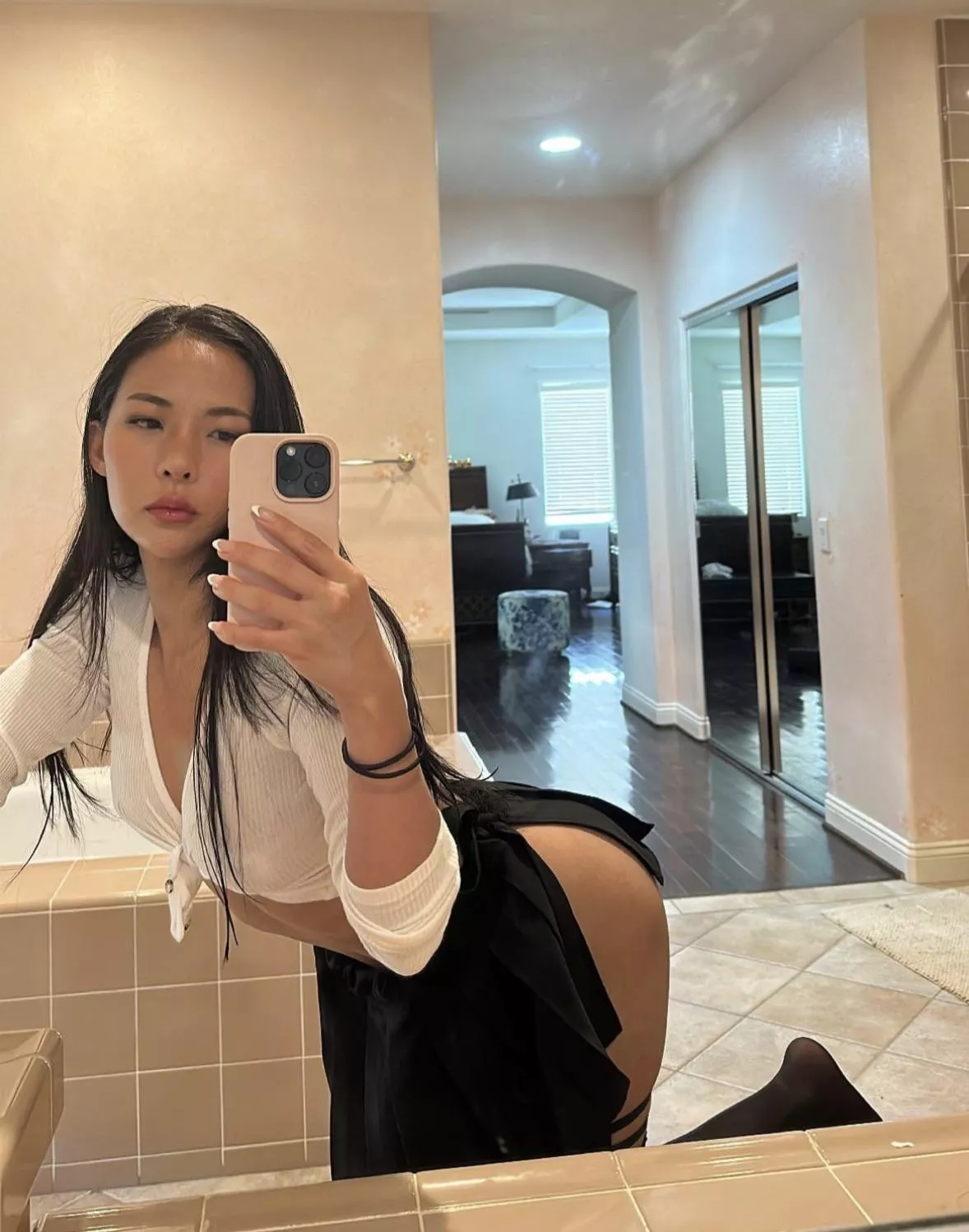 Hannah 🖤 posted by Buttercake_x