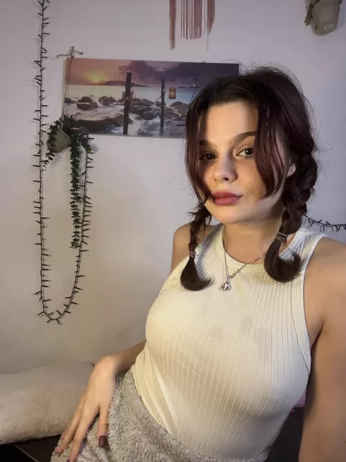 hi my first post!what do you think of me?❤️🎁 by Sexy_alex69