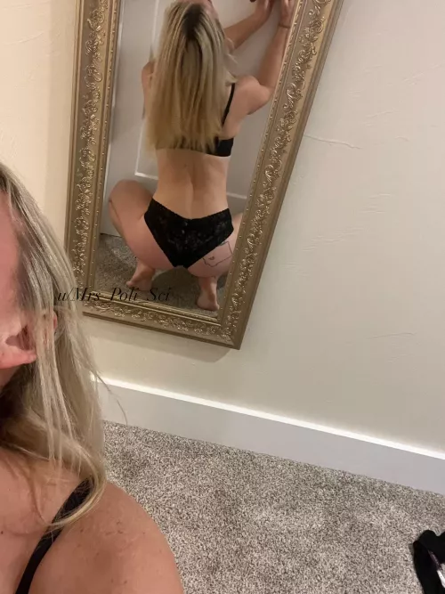 Hop along blondie by Mrs_Poli_Sci