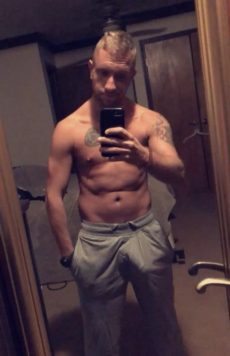 I didn’t have enough face showing when I posted this the first time…I think this is fine? posted by Huntertheslord