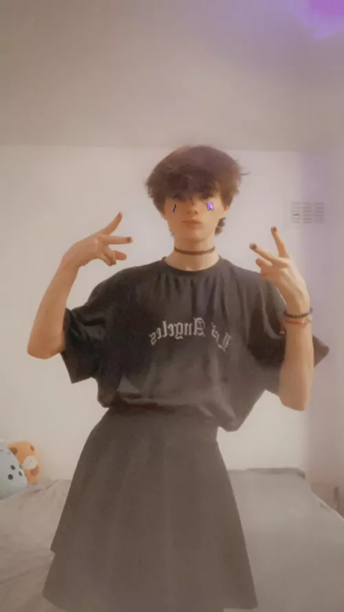 I got a new shirt ❤️ by _finley-the-feboi_