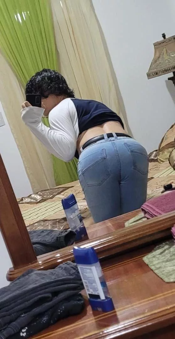 idk if its a good angle, took it quickly before they caught me posted by cutieprettygirl