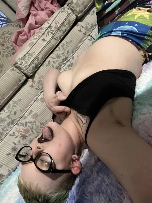 just thought I’d say hiiii :3 by Wr3nnn_