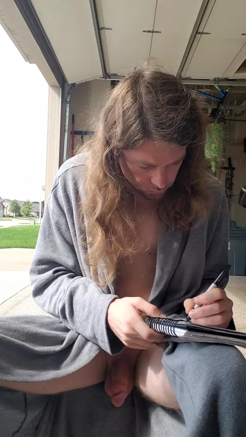 Let's wake up slow by Marjohh