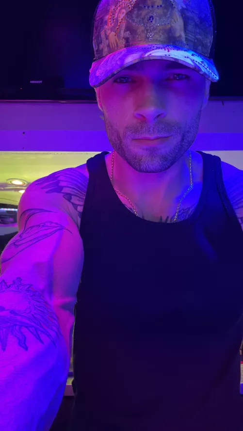 Look at me by ArcadianRage