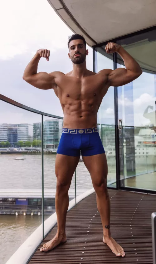 Love London, and you? 🤭 by HarryHartt