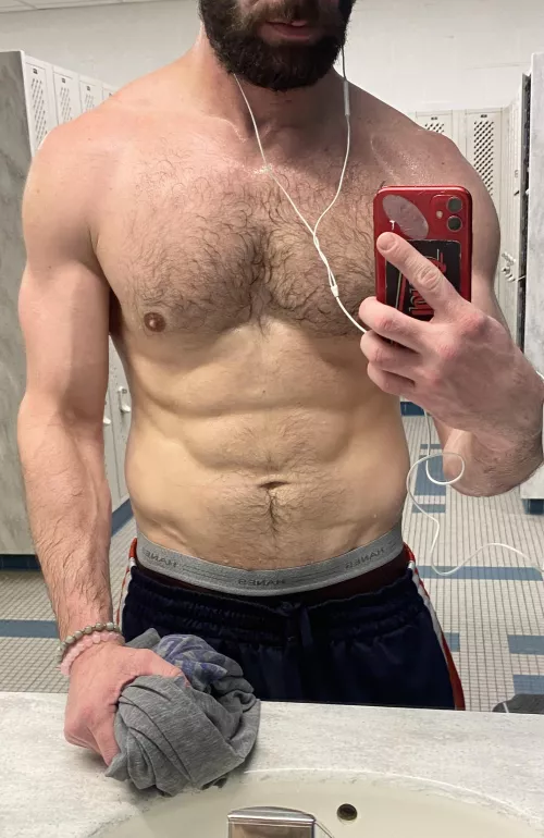 (M) (38) a gym selfie a day keeps the doctors away by dadss_secret