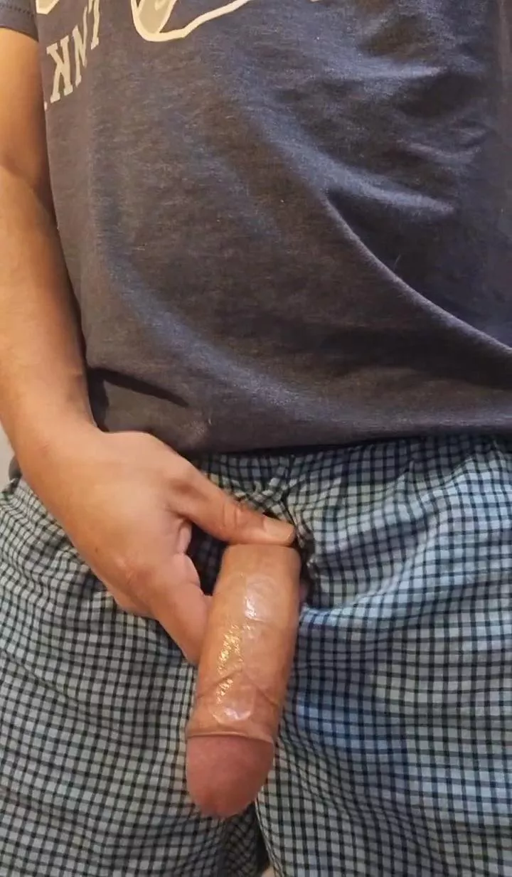 On your knees and open wide [M] posted by funfrombothendz2211