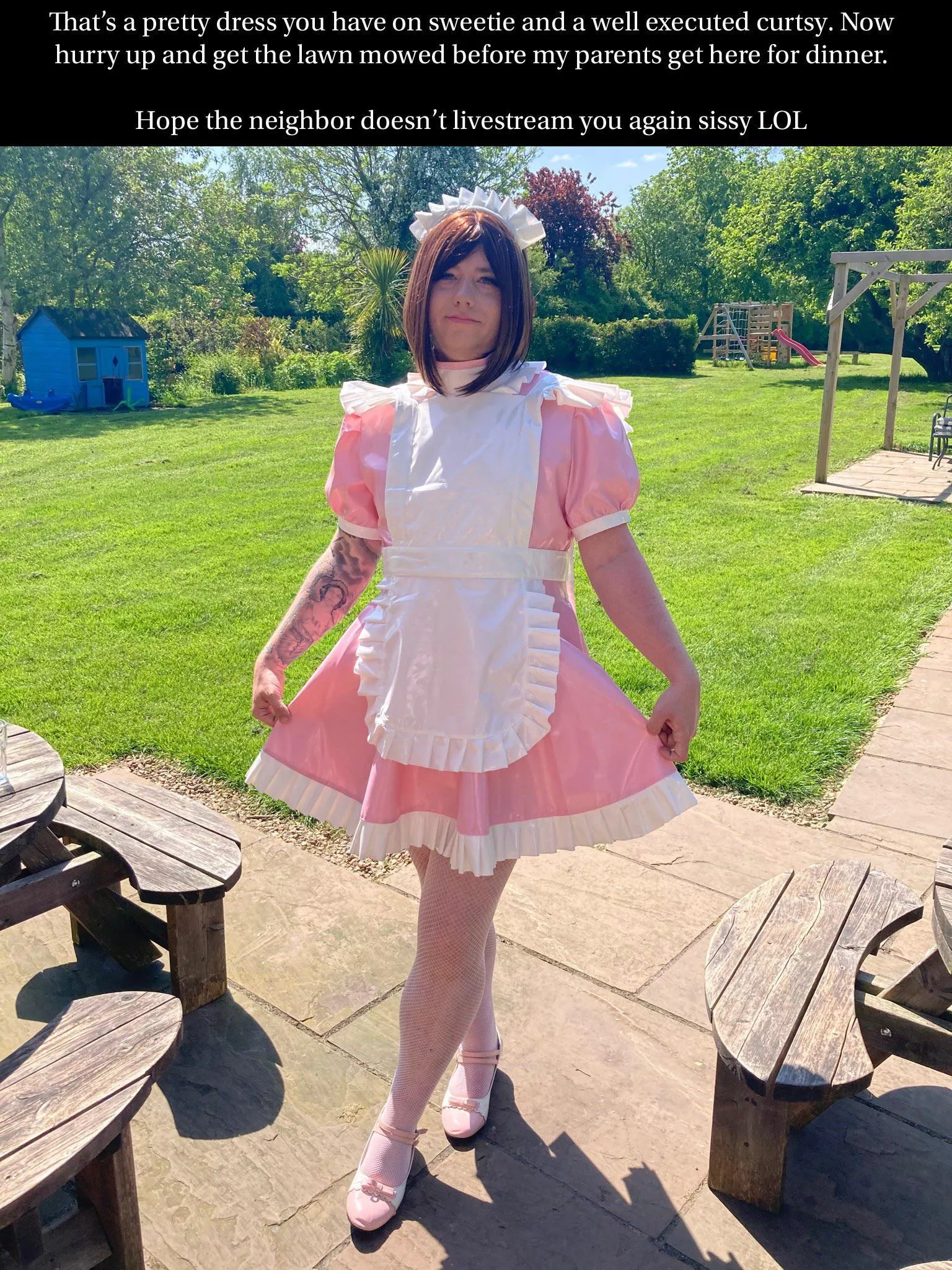 Pink sissy maid posted by leslierosecd