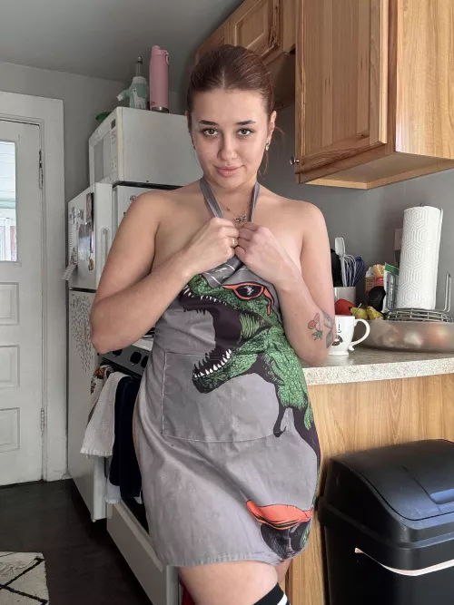 Should I take off my apron? by midwestandi