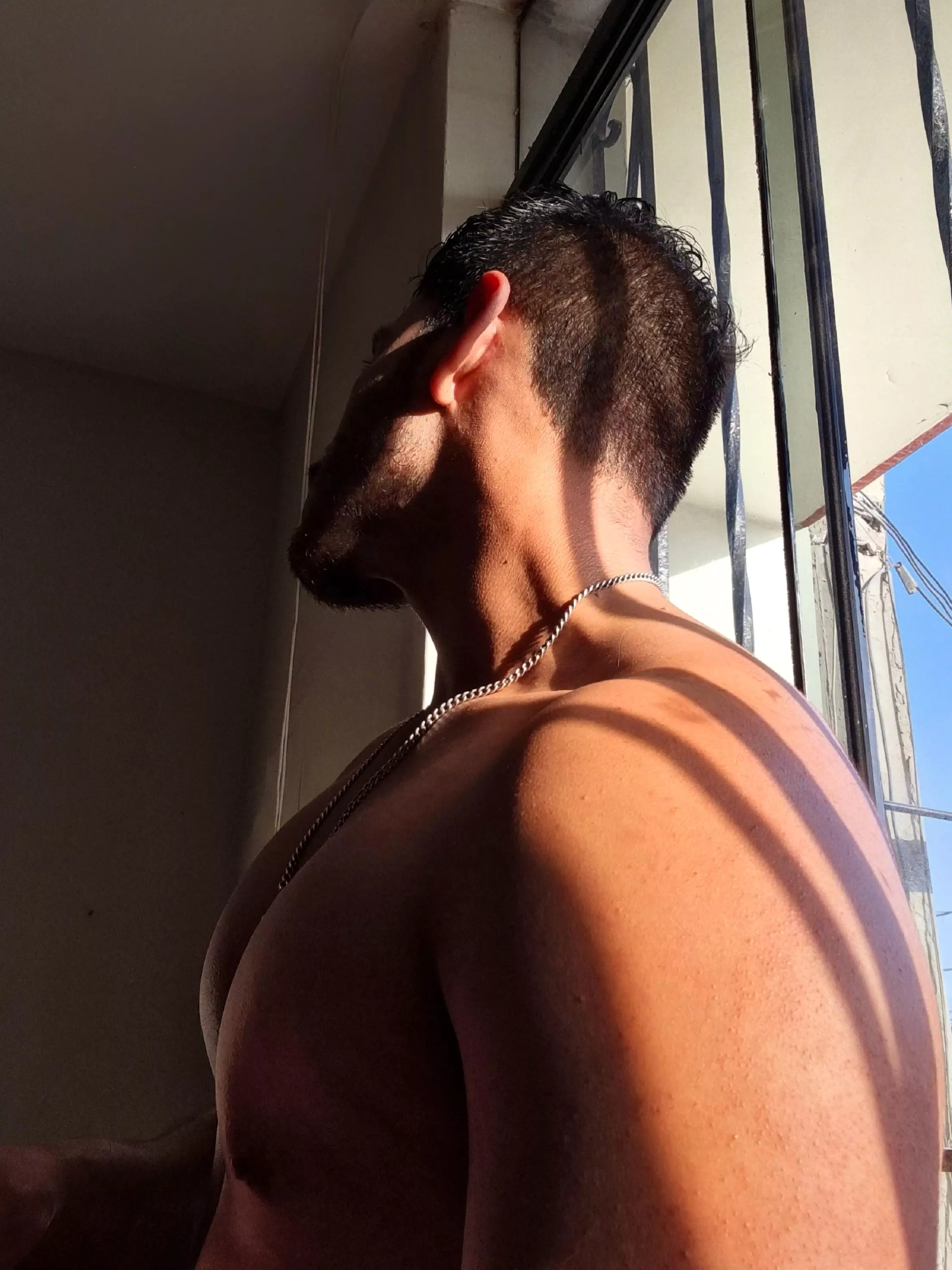 Sunset in my room posted by Grandotesexy