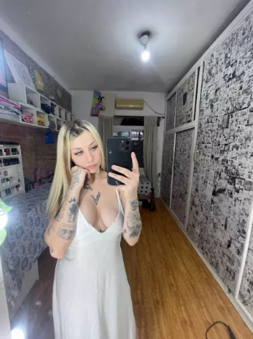 Wanna be your camgirl by bradisongchw