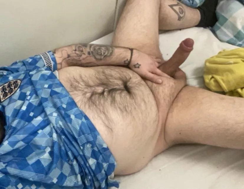 Who wants to get and sweaty with me lol posted by TheMVP94