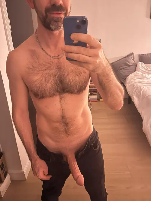 [41] who’s sucking my cock tonight? by cool2warm