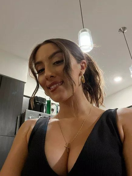 Are you still thinking you can survive long with me raw, babe? posted by Glamour_Girly