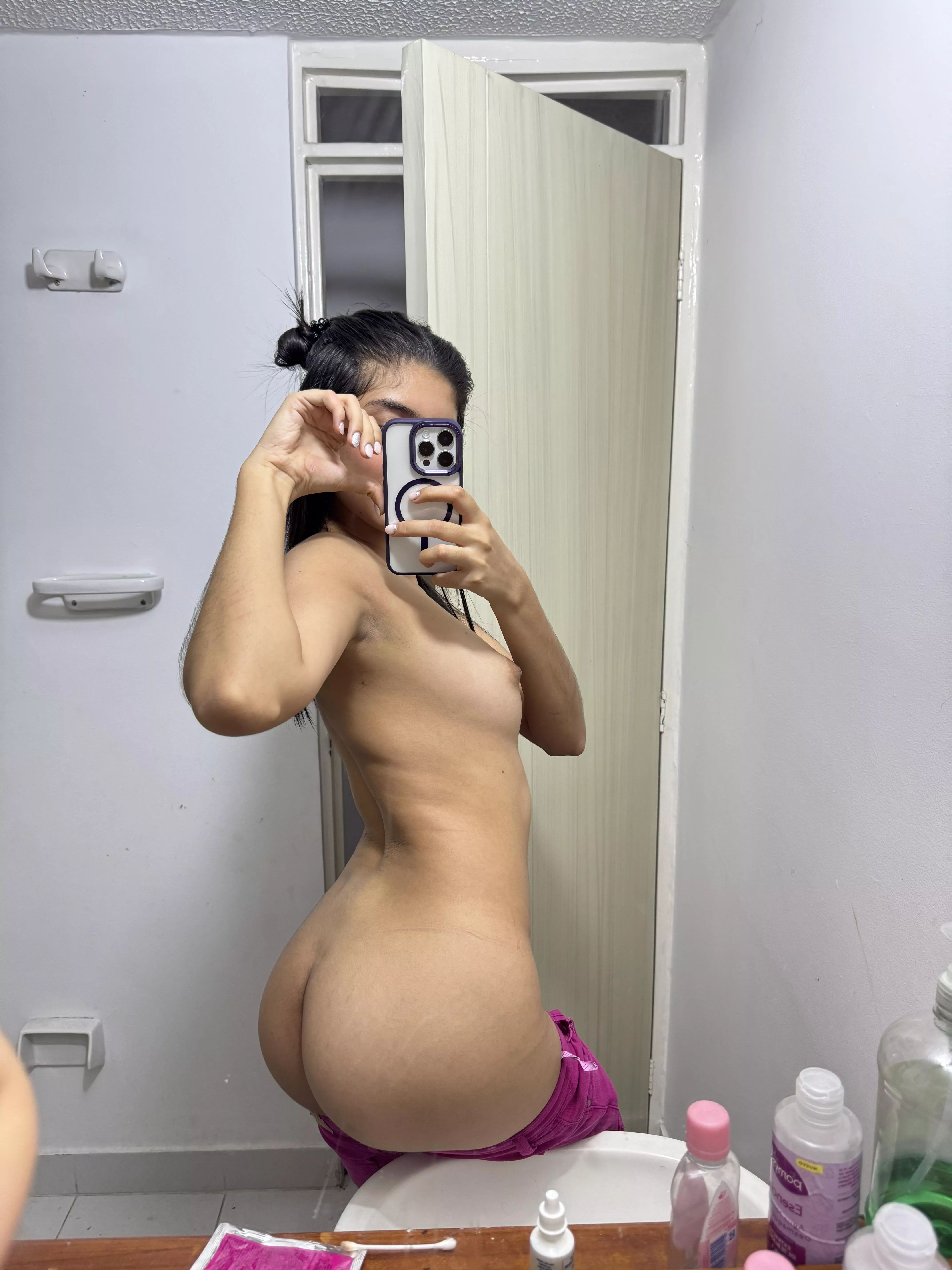 Body worthy of being well-cherished posted by VolatileDarknes