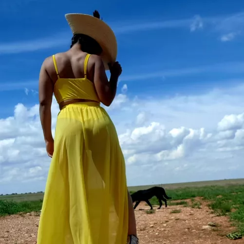 Classy, Sexy Milf by sexycherrykatmama