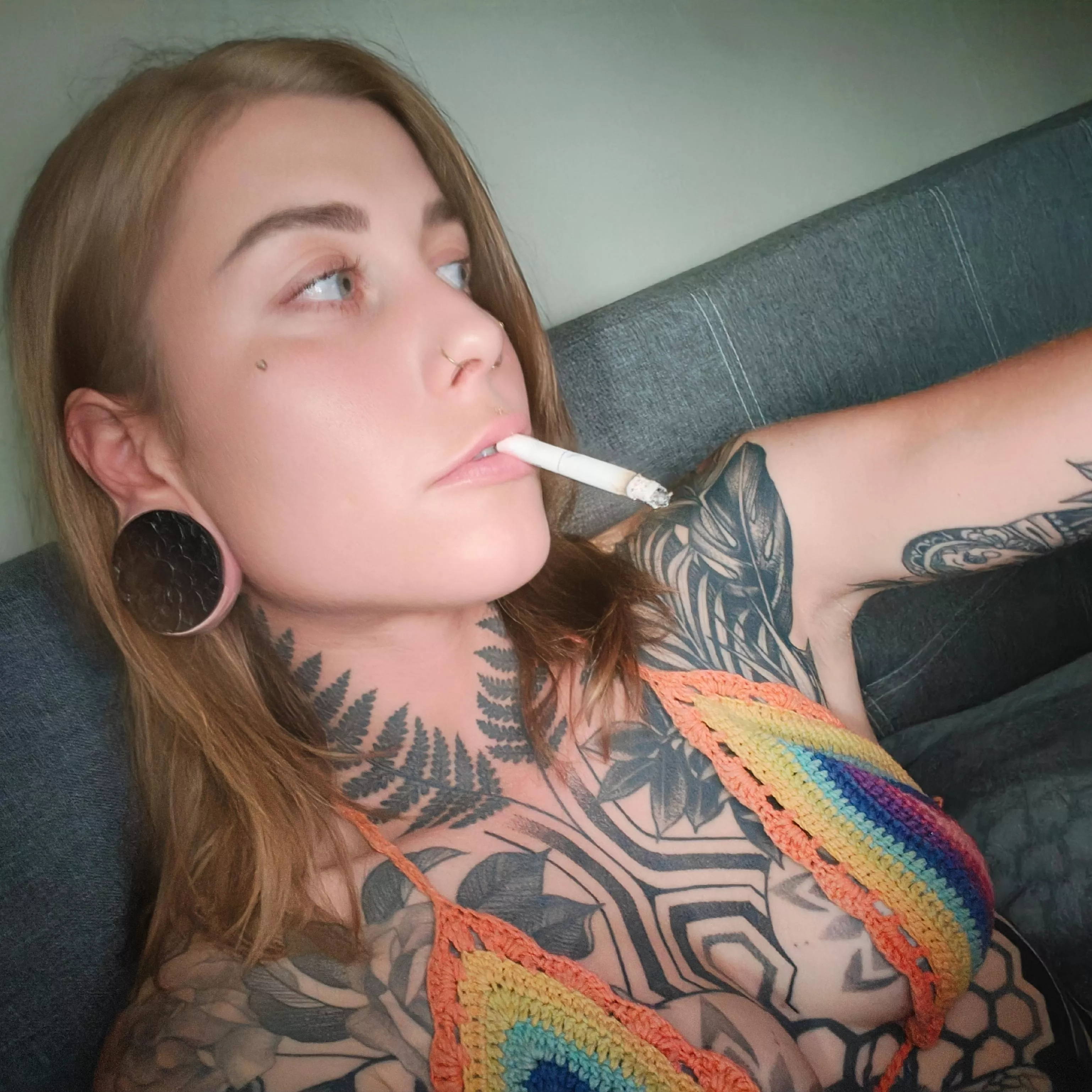Do you like tatts and smoke? posted by Solunasun