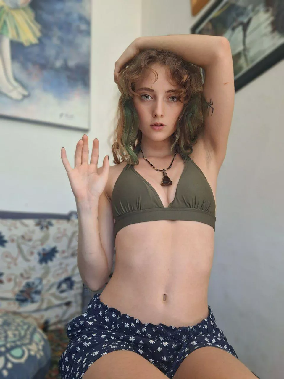 feeling playful, I'd love to hug u tight F18 posted by pleasurexloli6