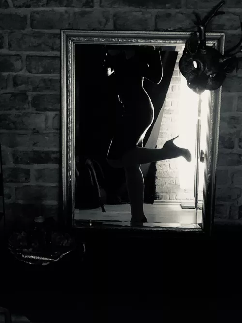 Follow the curve by JennyParable