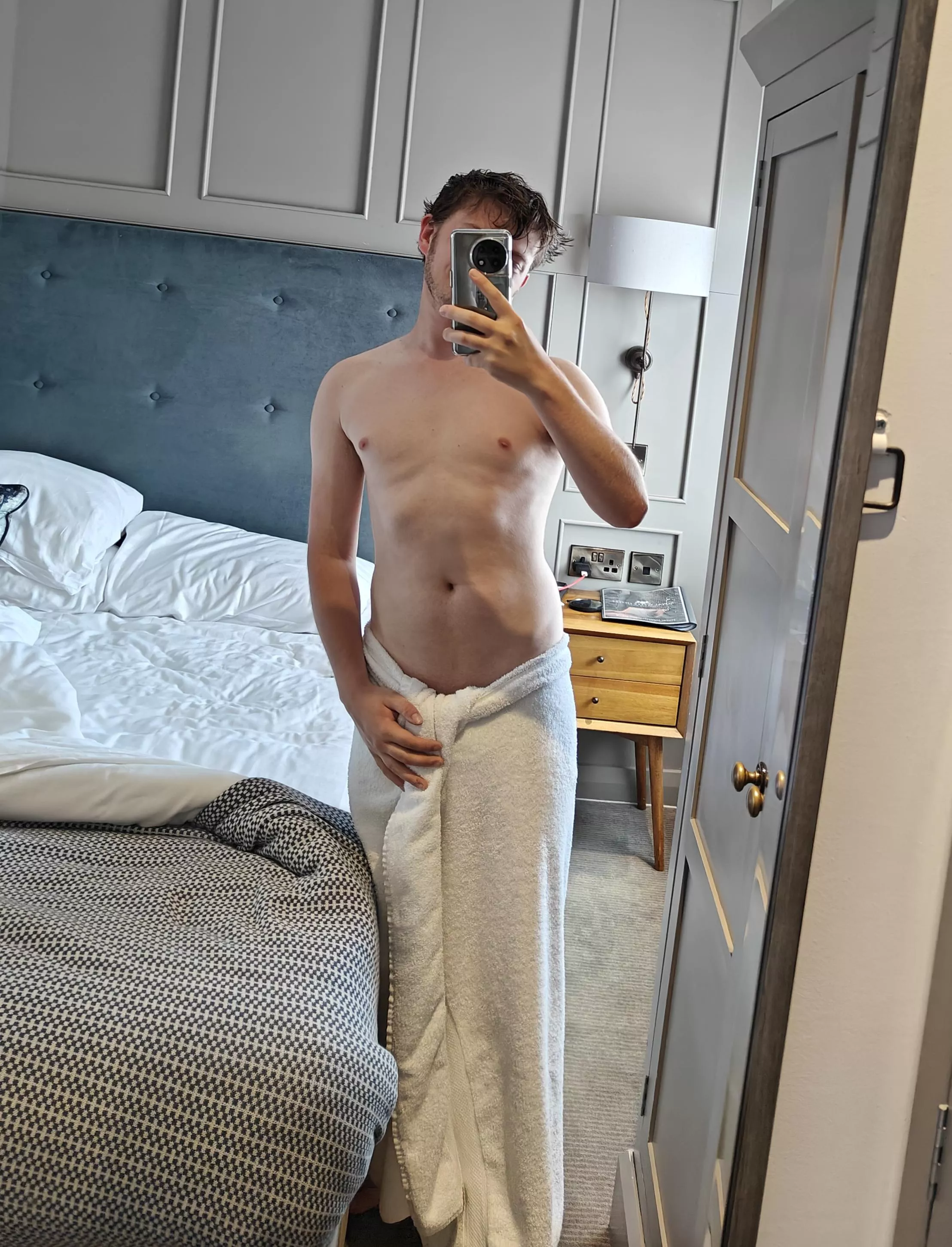 Good morning 😏 posted by zackonthebottom