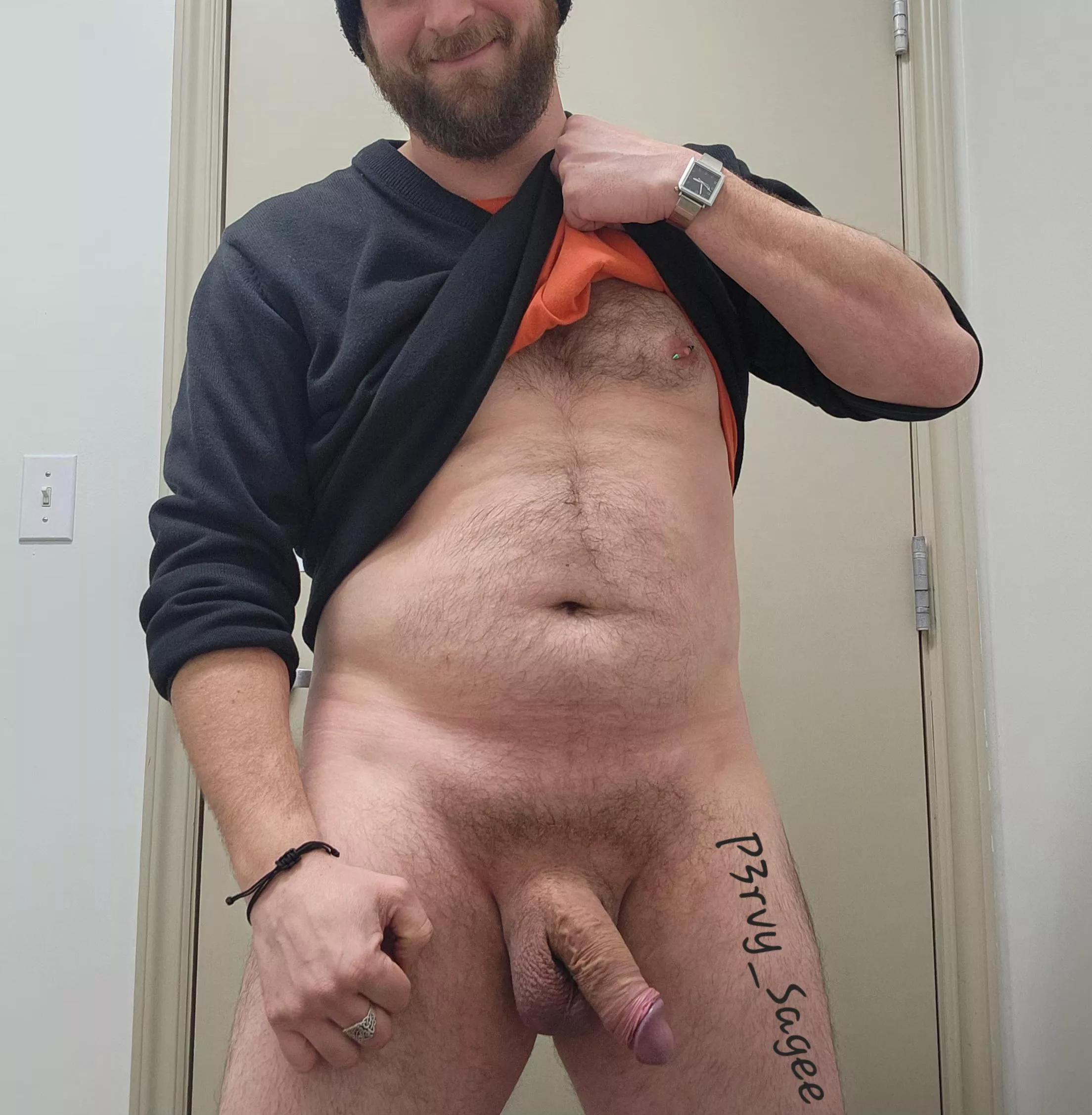 Hope all you beautiful ppl are having a amazing day😊 posted by P3rvy_Sagee