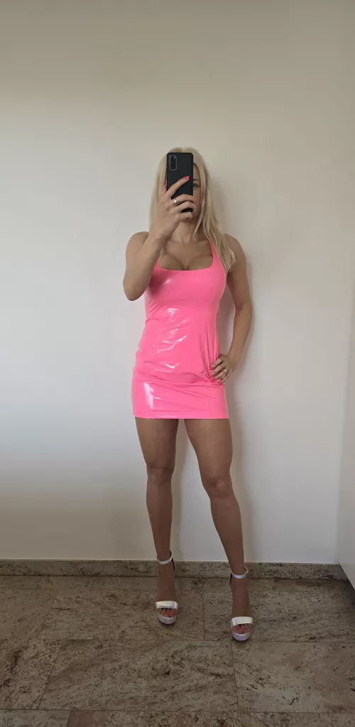 How does a night with a mild bimbo sound by Puretwix