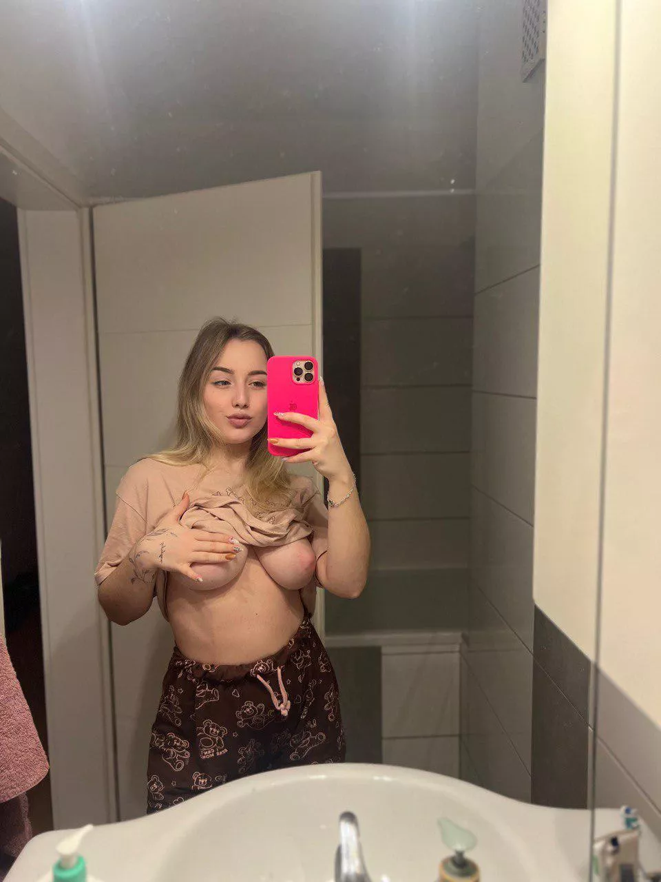 I hope you enjoy my big accomplishment posted by Janny_Lesterya