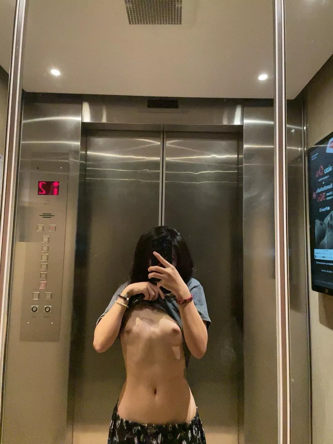 If I'm you neighbor and I ask for your help in the gym, will u help me? posted by TokyoAnimae