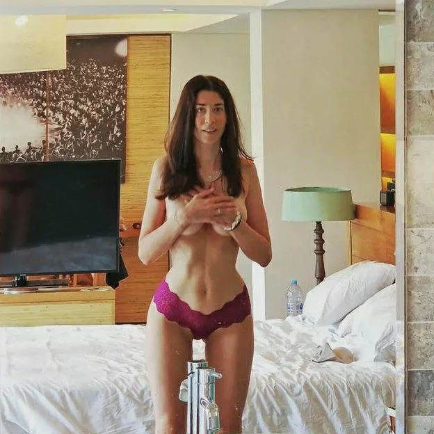 I'm still embarrassed whenever I see myself in big mirrors posted by Emergency_Flower_437