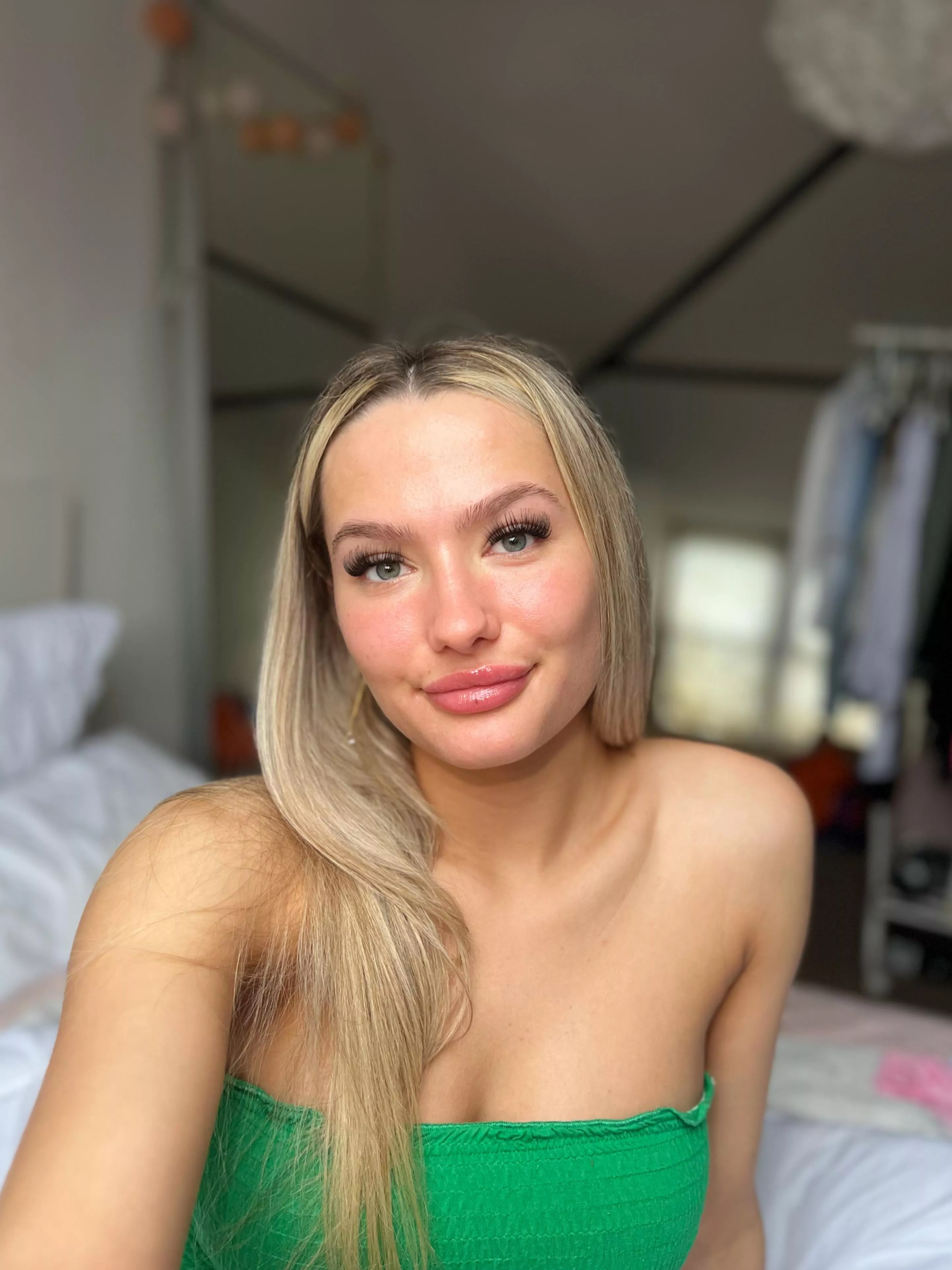 I've been told this top looks sexy on me posted by Beautiful-Piano386