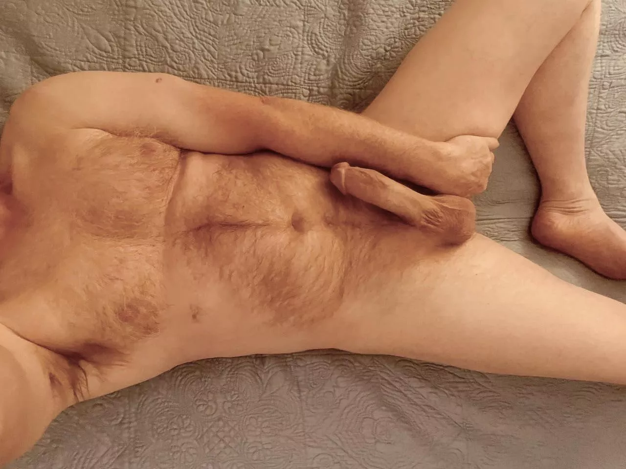 Just chillin…(50) posted by Red_Tommy