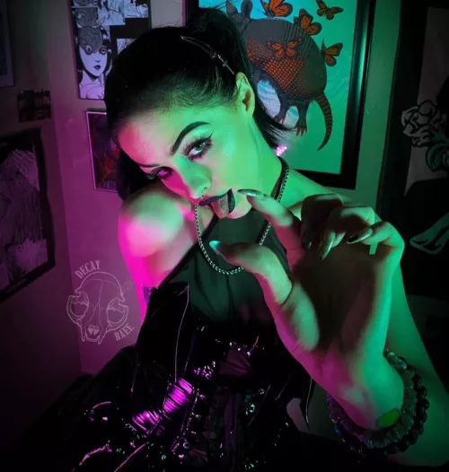 Little slut Raee (@decayraee) [onlyfans] by decayraee