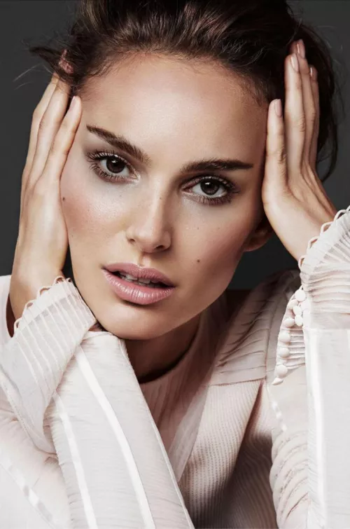 Natalie Portman by Candid-War855