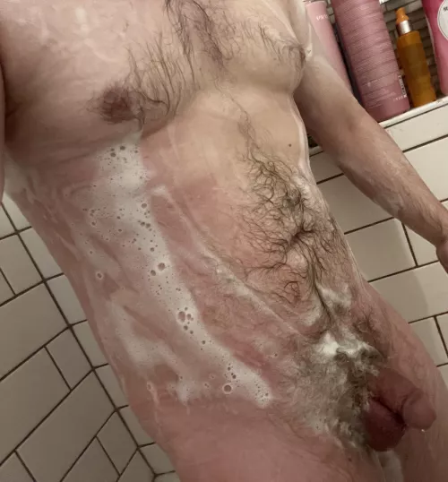 Soaking! by sexydaddycumtribs