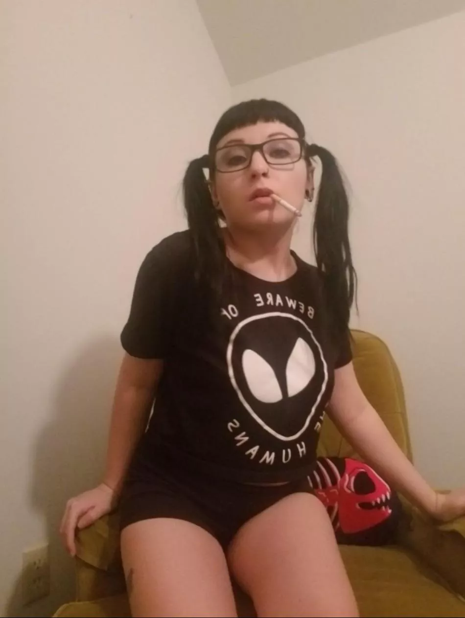 Another old pic posted by alienxbee