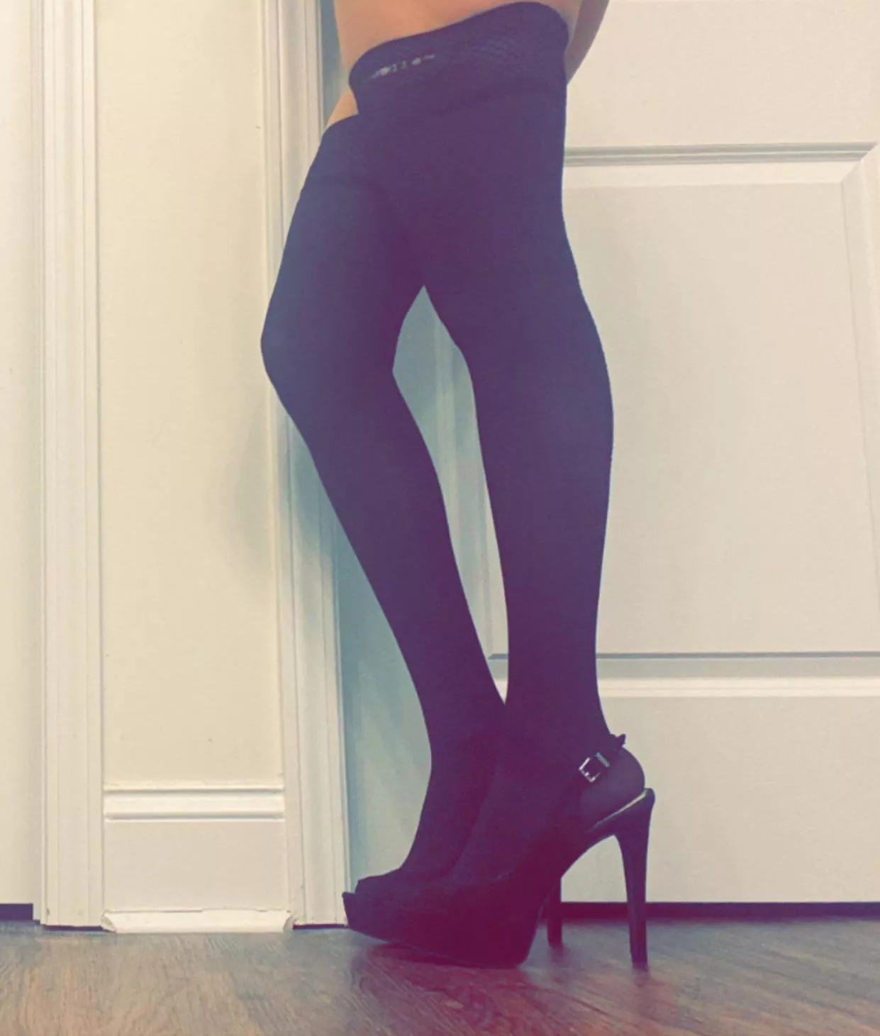 Black heels with stockings posted by khaleesi-2015