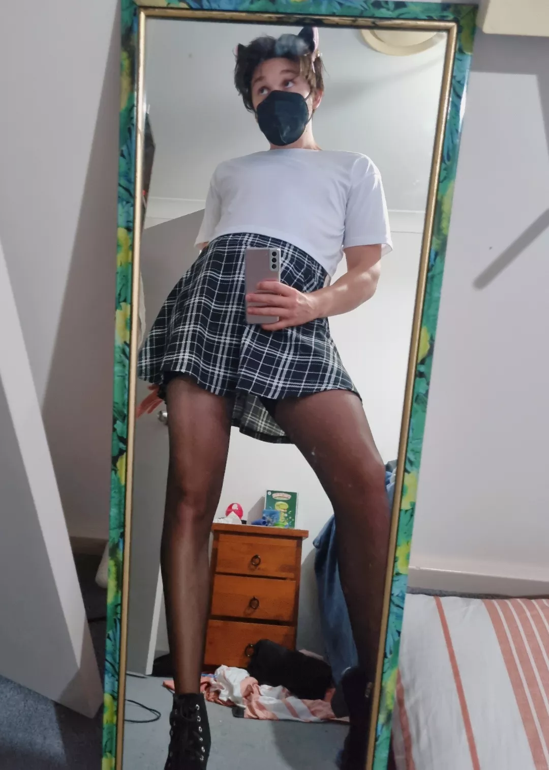 boys make cuter cats than girls 😽 posted by AM901