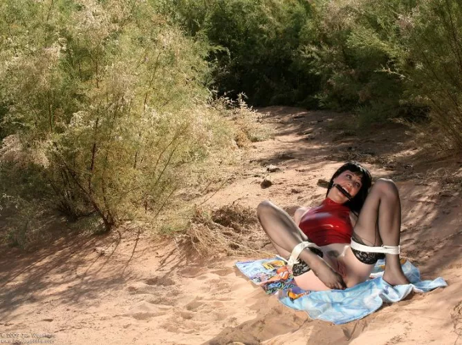 Can you imagine finding Mary Jane on a hiking trail like this??? by MonoGlover