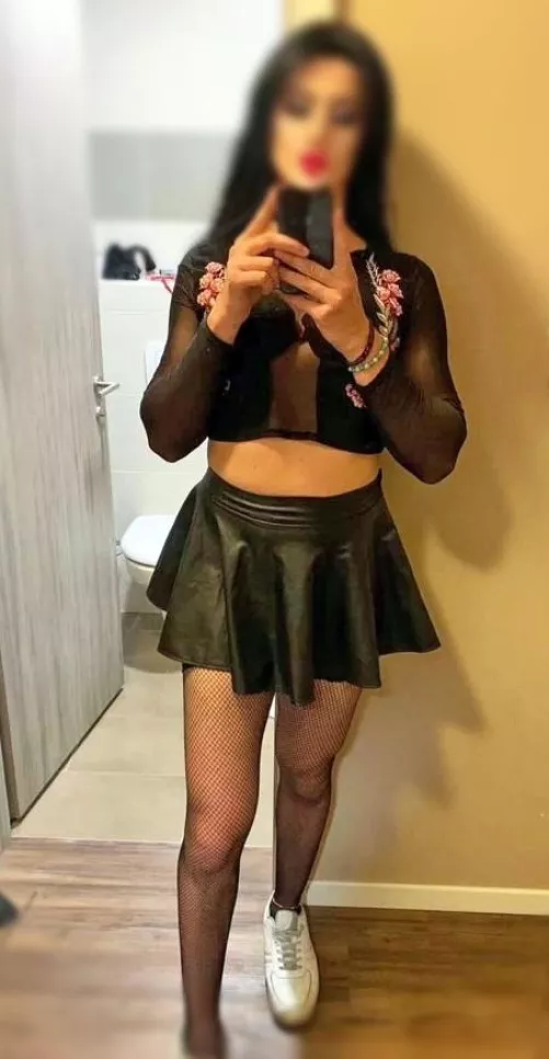 Cant stop thinkin about 🍆. Does that make me a bada gurl? 🤷🏻‍♀️ by yaybambii