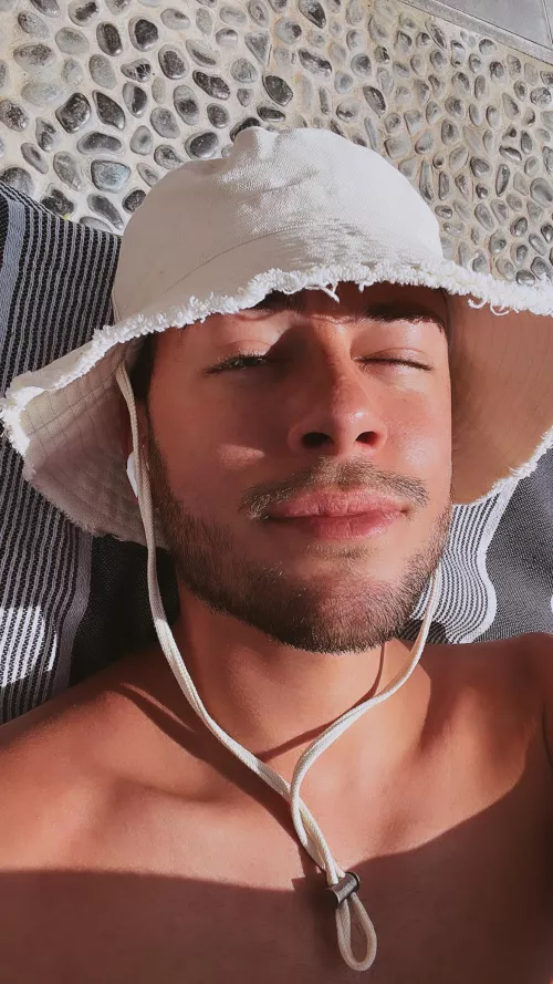 Can’t wait for the sun to be back ☀️ by andiliving