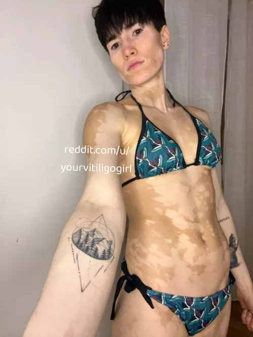 Come in the bathtub and give me a good pussy eating by yourvitiligogirl