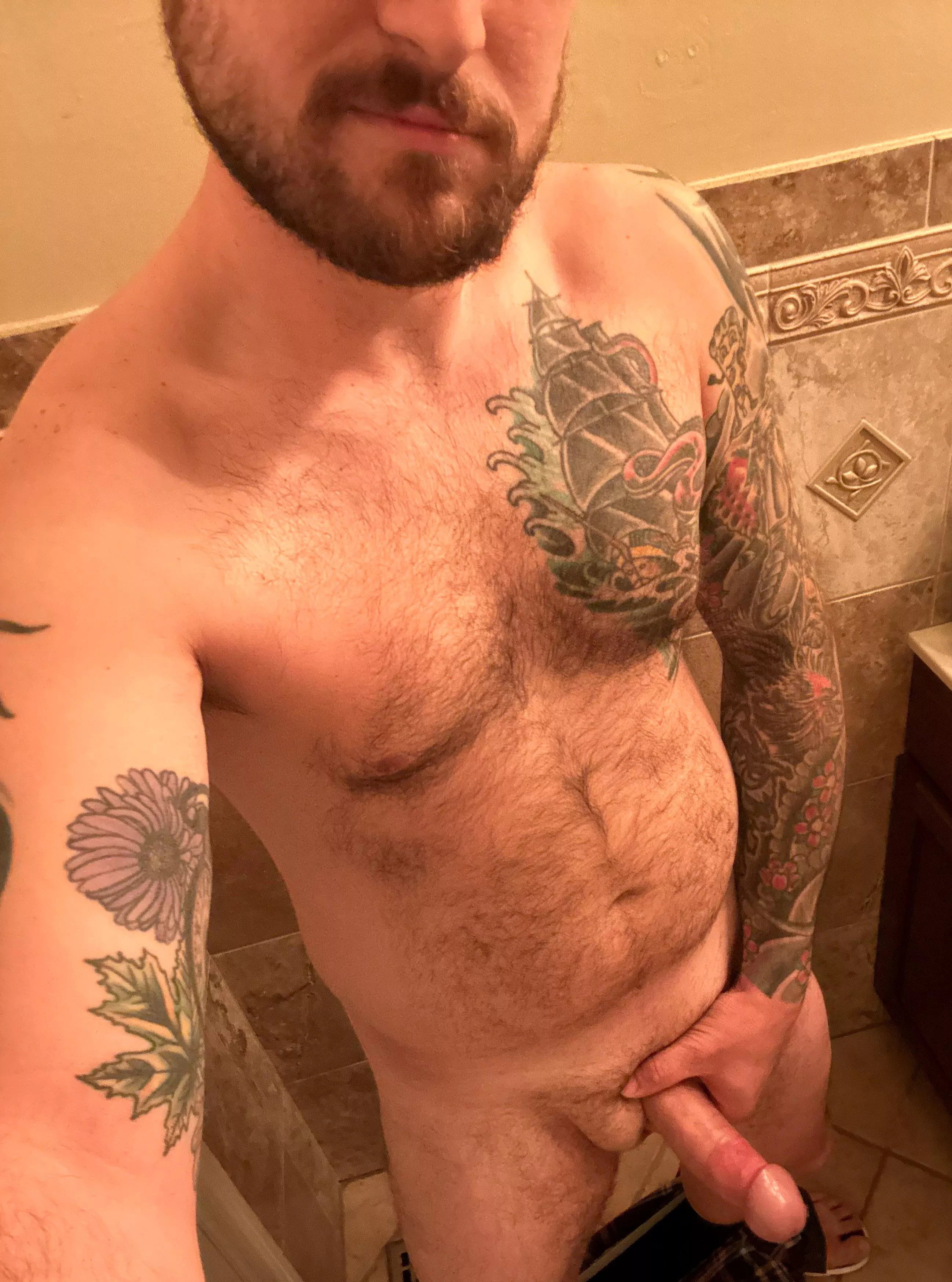 Day off and horny, DMs open posted by No-Succotash4917