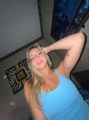 Do you find me hot and sexy? posted by asteiner75