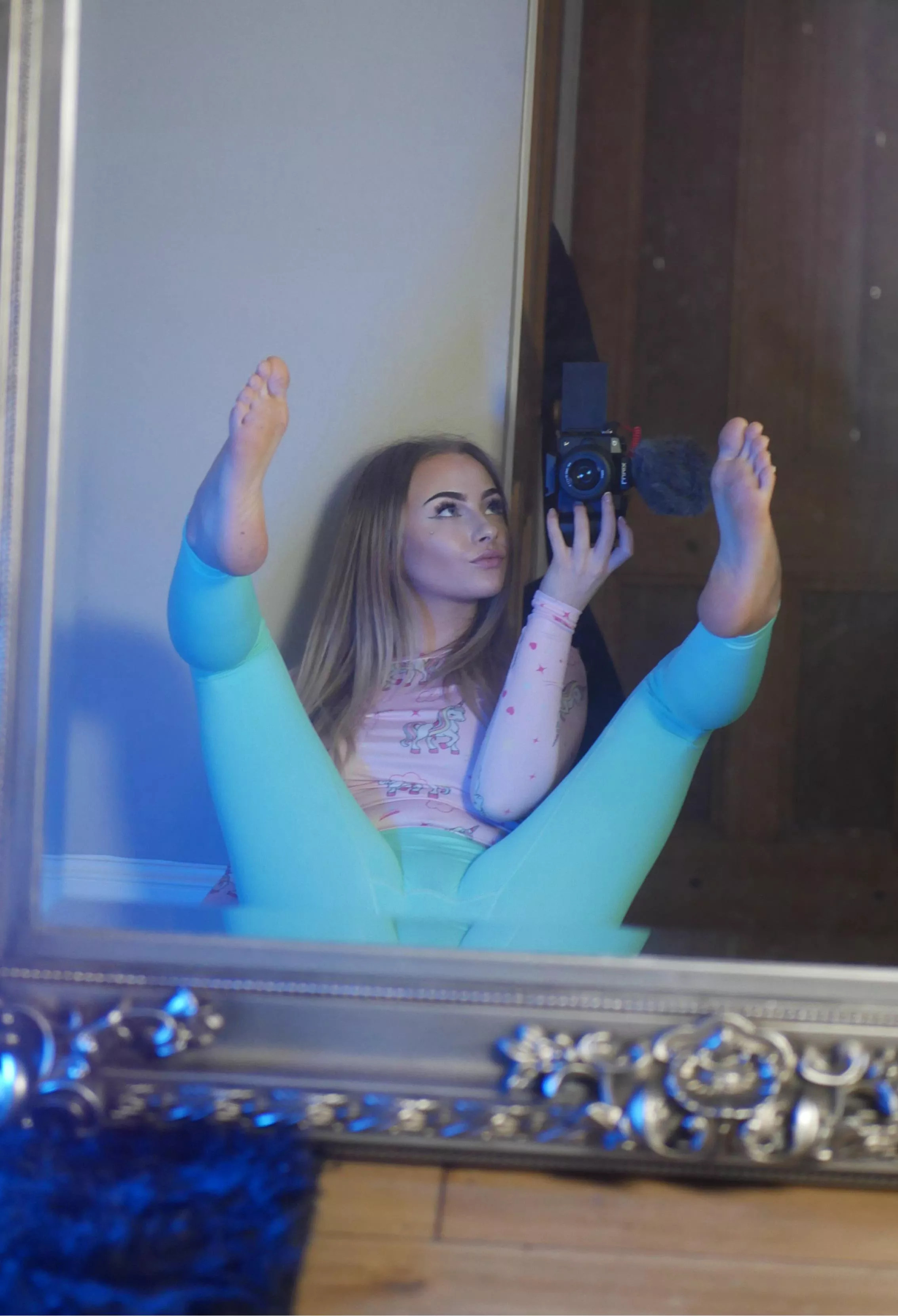 Do you like my soles? posted by prncessnadia