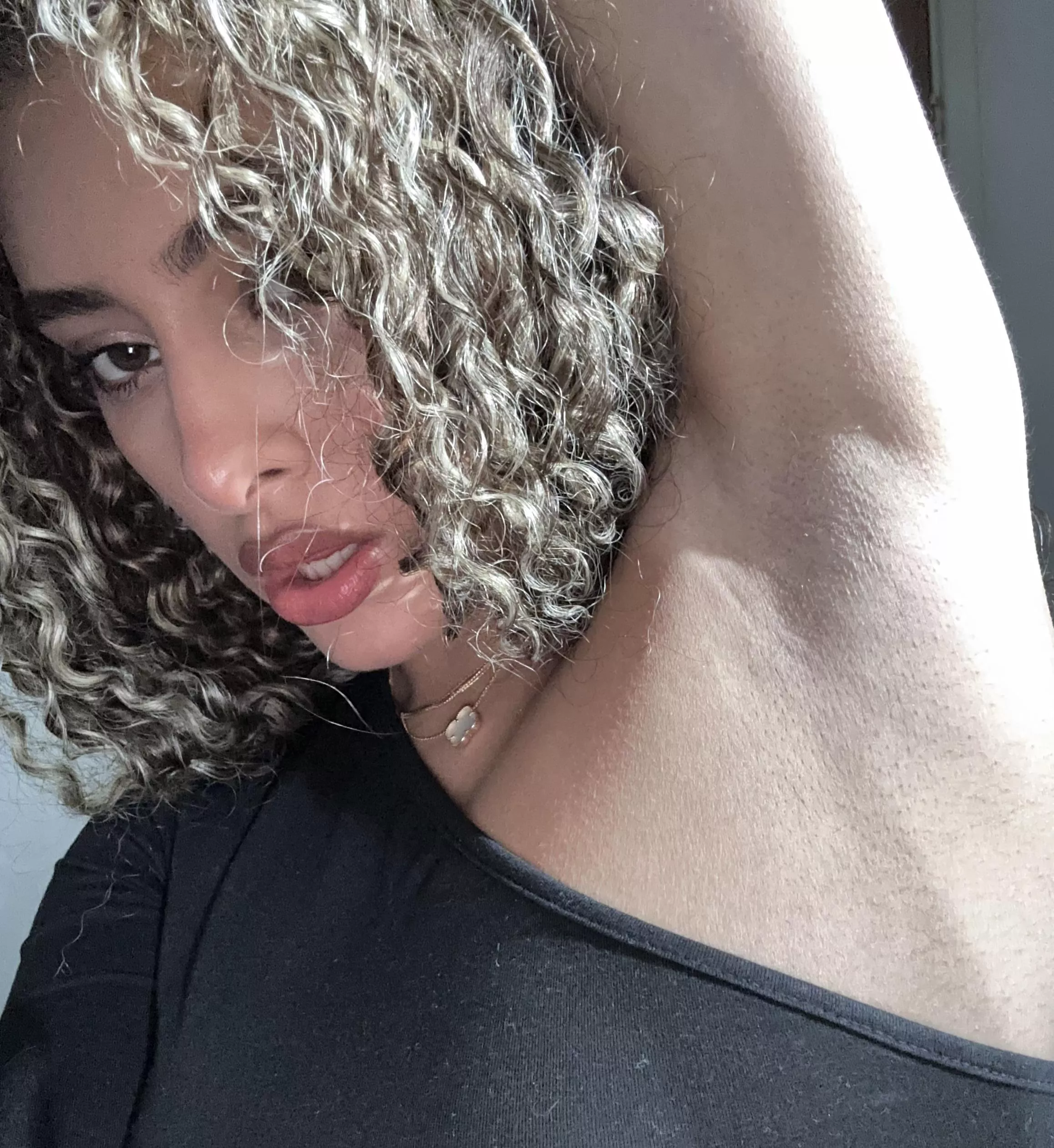 Do you rather hairy or not posted by Spring-rj