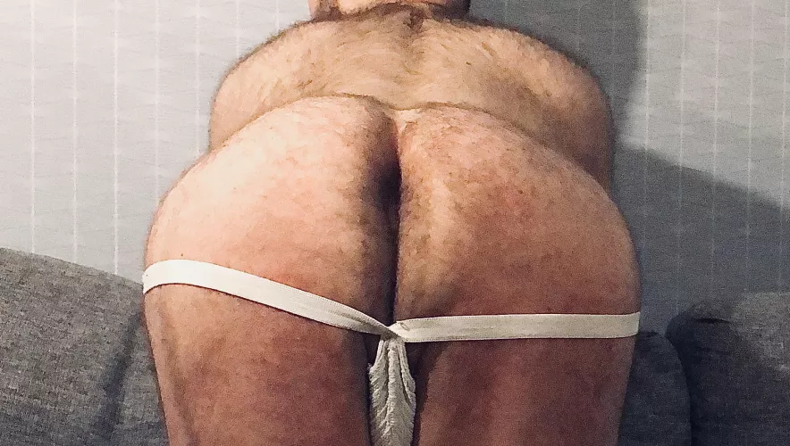 Felt cute might delete later :3 by duckanor