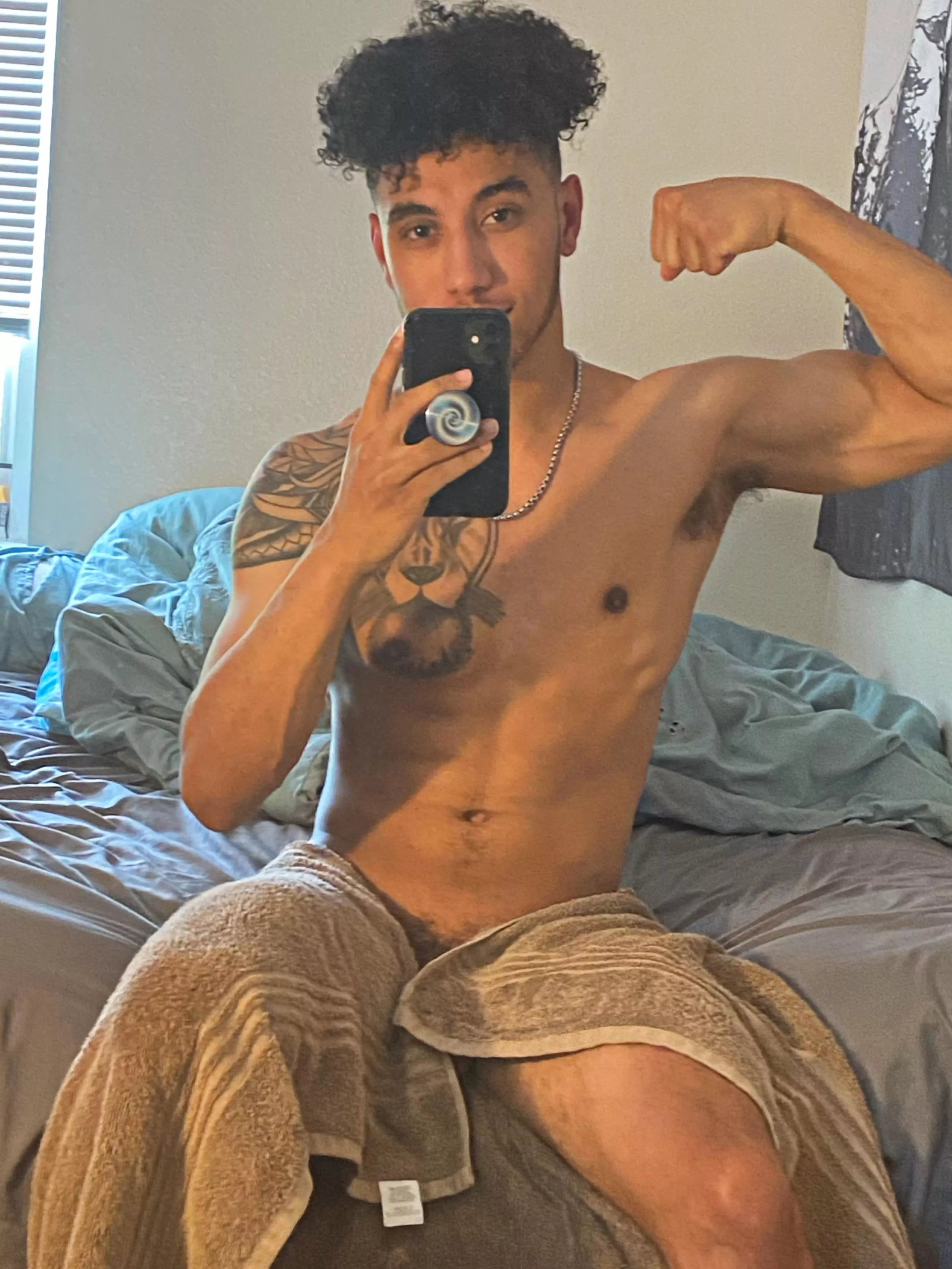 fresh out the shower posted by SomeoneHelpUs