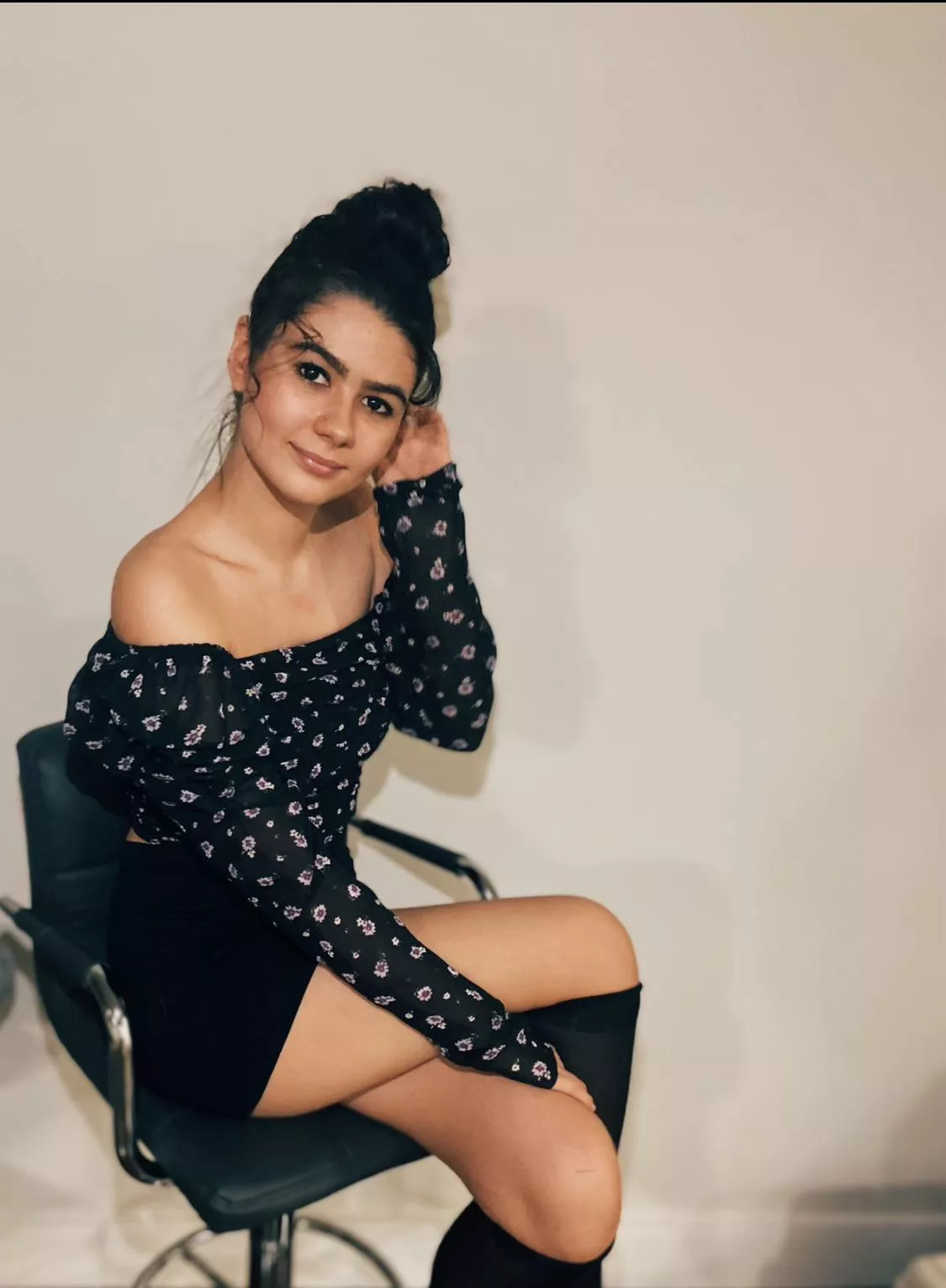 Hello:) posted by rosiesadventuresxo