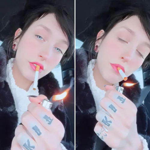 Hi 🖤 by TheEnchantrixxx